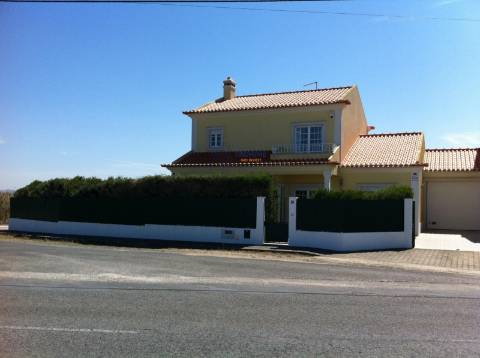 Moradia T3 com Vista para a Praia Azul - Silveira