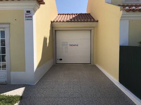 Moradia T3 com Vista para a Praia Azul - Silveira