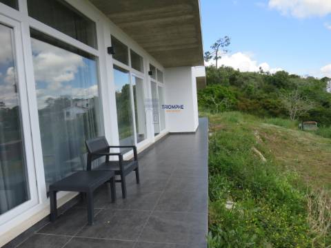 Moradia Moderna com piscina Roof Top em Óbidos