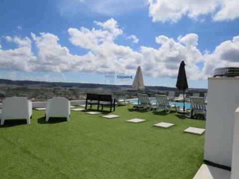 Moradia Moderna com piscina Roof Top em Óbidos