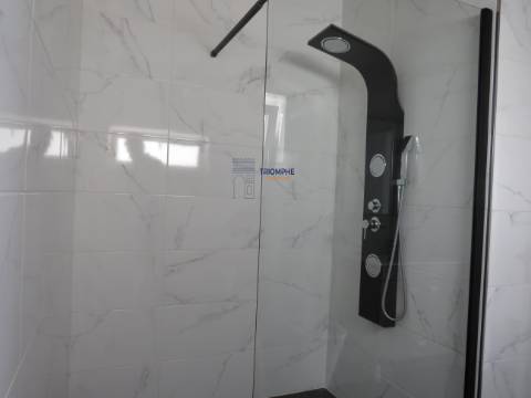 Moradia Moderna com piscina Roof Top em Óbidos