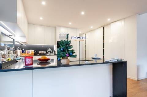 Moradia Isolada 3 suites com piscina,Estoril