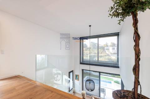 Moradia Isolada 3 suites com piscina,Estoril