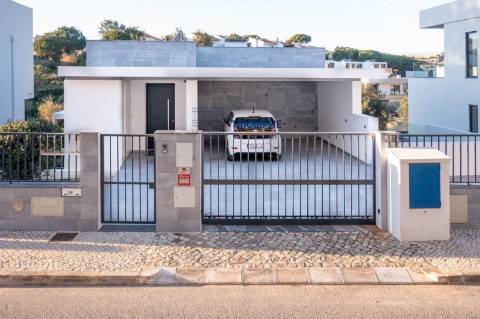 Moradia Isolada 3 suites com piscina,Estoril