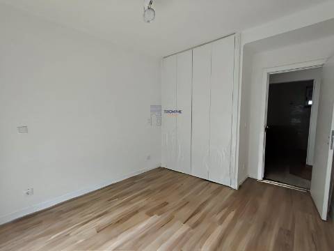 Moradia T4 de Arquitetura contemporânea em Pataias, Alcobaça