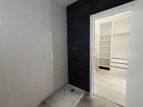 Moradia T4 de Arquitetura contemporânea em Pataias, Alcobaça