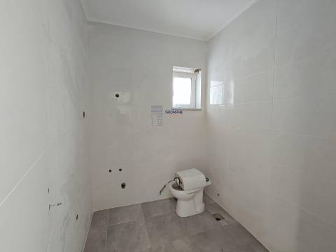 Moradia T4 de Arquitetura contemporânea em Pataias, Alcobaça