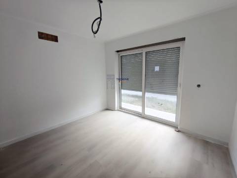 Moradia T3 de Arquitetura contemporânea em Pataias, Alcobaça