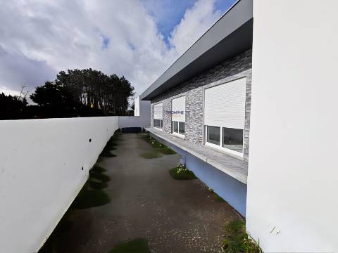 Moradia T3 de Arquitetura contemporânea em Pataias, Alcobaça