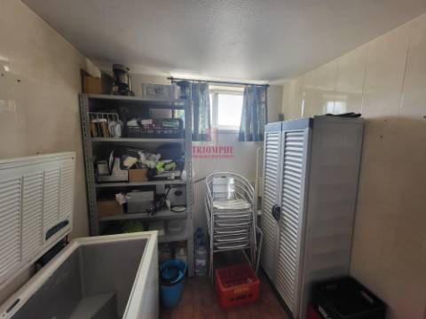 Estabelecimento Comercial Bucelas