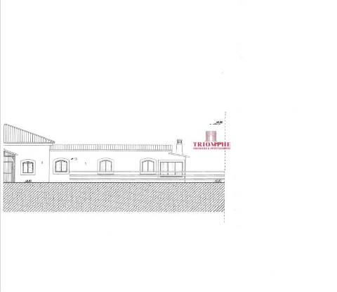 Edifício Comercial em Pombal, próximo à Zona Industrial