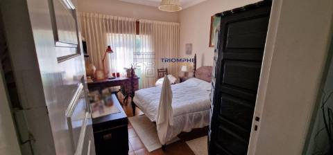 Moradia T4 com terreno, Riachos, Torres Novas