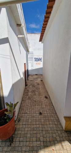 Moradia T4 com terreno, Riachos, Torres Novas