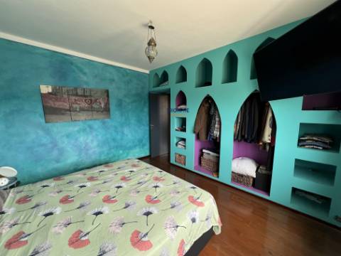 Moradia T6 em lote de 2000m2 em Seixal, Lourinhã