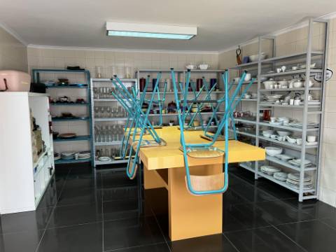 Moradia T6 em lote de 2000m2 em Seixal, Lourinhã