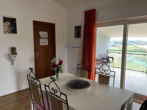 Moradia T6 em lote de 2000m2 em Seixal, Lourinhã