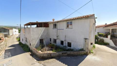 Moradia T3 Porto de Mós