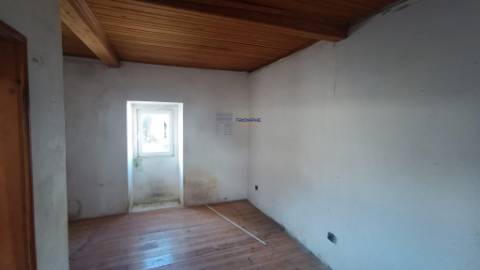 Moradia T3 Porto de Mós