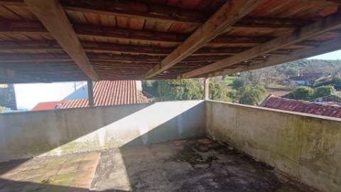 Moradia T3 Porto de Mós