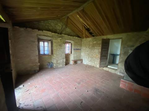 Casa Rústica Srº do Monte Leiria