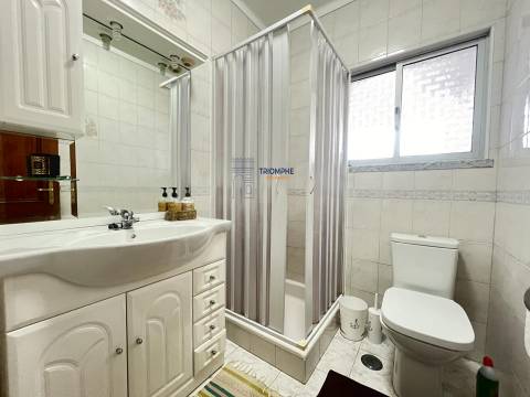 Moradia Bi-Familiar - Peniche.