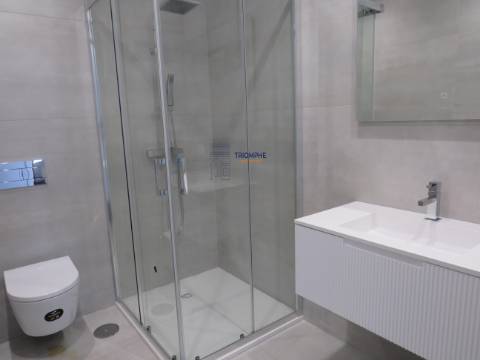  Moradia Moderna V4 com Garagem Box nos Parceiros