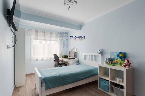 Moradia T3 renovada Porto Salvo, Oeiras