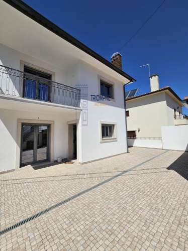 Moradia T5 Renovada na histórica cidade de Tomar