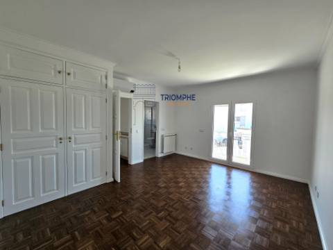 Moradia T5 Renovada na histórica cidade de Tomar