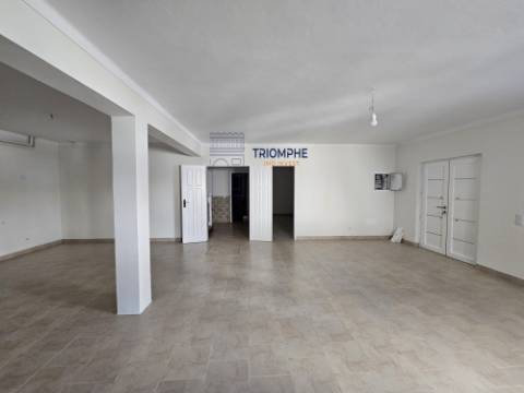 Moradia T5 Renovada na histórica cidade de Tomar