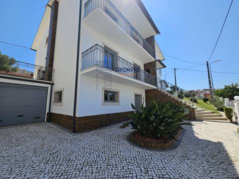 Moradia T5 Renovada na histórica cidade de Tomar