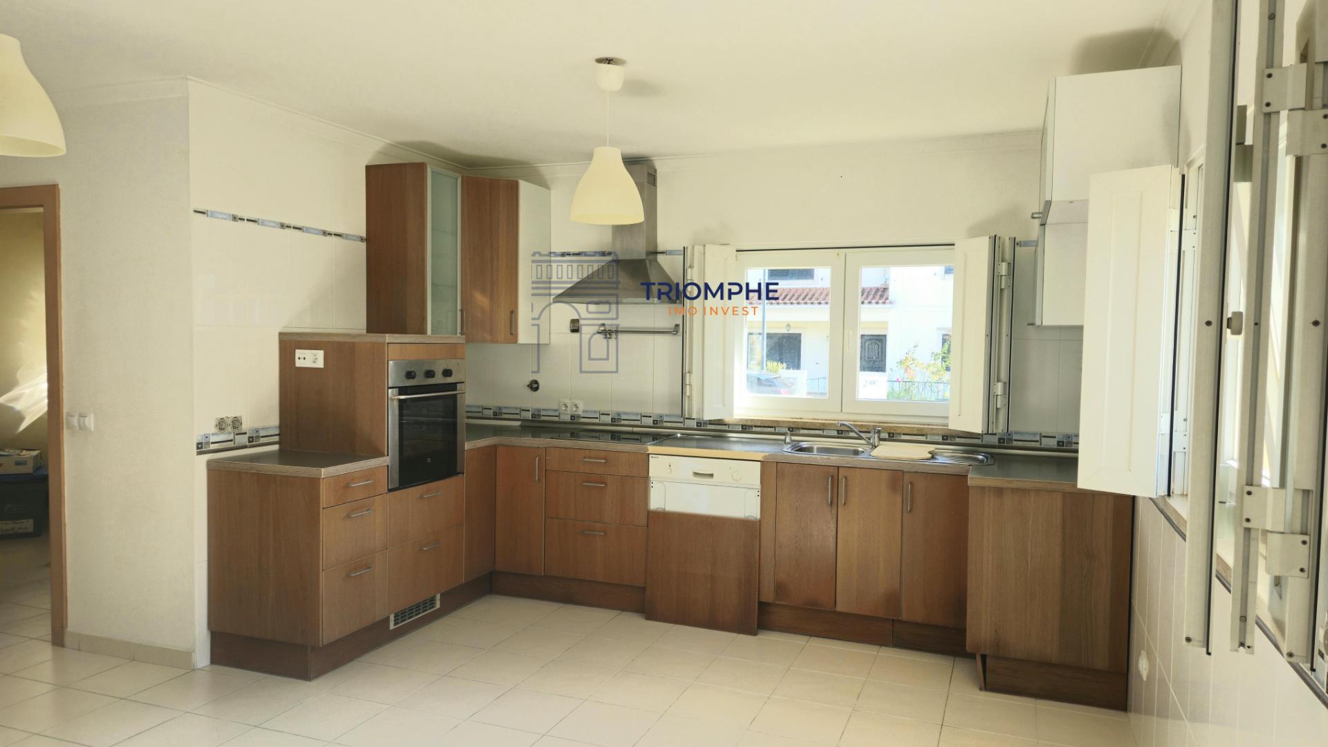 Moradia T5 Constância