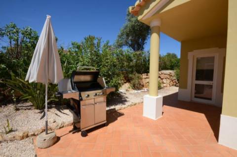 Moradia T4 com Piscina, Licença AL Ativa, Portimão