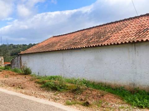 Casinha dos Avós a 10 minutos da Meia Praia, M. Grande, Portimão