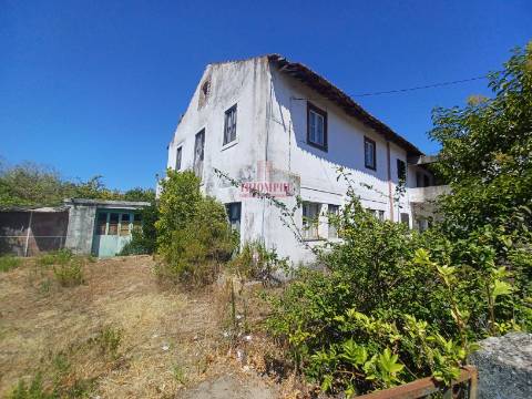 Moradia 2 Pisos, P/ Restaurar, Ourém 