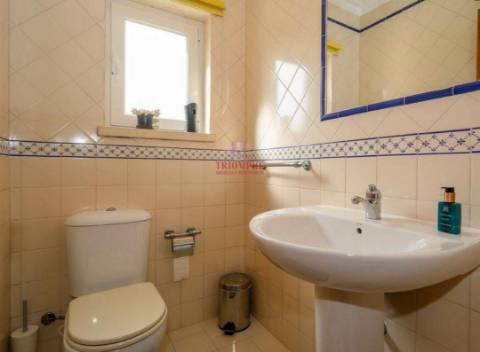 Moradia Geminada T4 em Coto, Caldas da Rainha