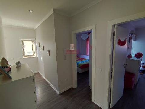 Moradia T4, Arquitetura Moderna, Porto de Mós