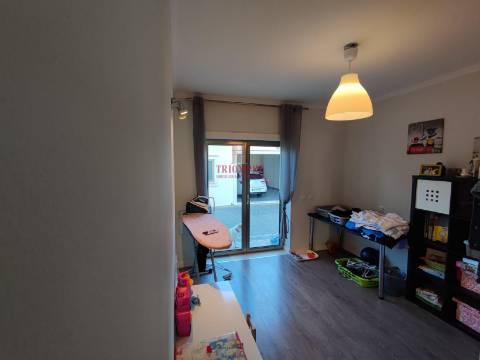 Moradia T4, Arquitetura Moderna, Porto de Mós