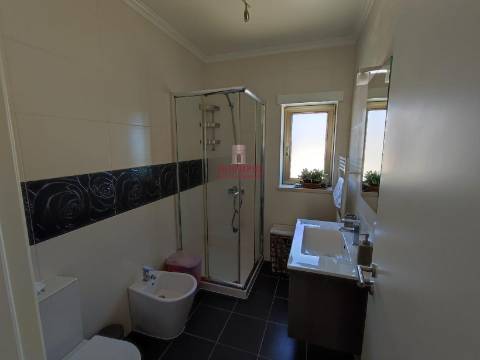 Moradia T4, Arquitetura Moderna, Porto de Mós