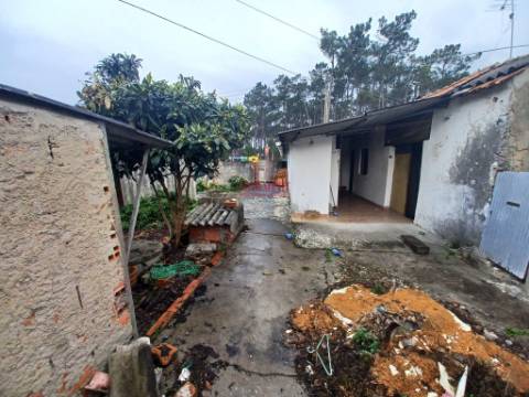 Moradia C/ Anexos P/ Restaurar, Pataias