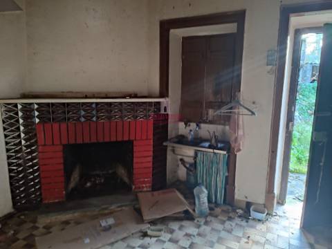 Moradia T3 Recuperar c/ Projeto São Mamede