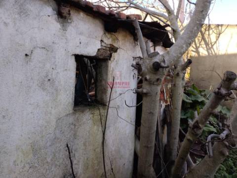 Moradia T2 em renovação total em São Miguel do rio Torto, Abrantes	