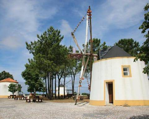 Moradia T2 em renovação total em São Miguel do rio Torto, Abrantes	