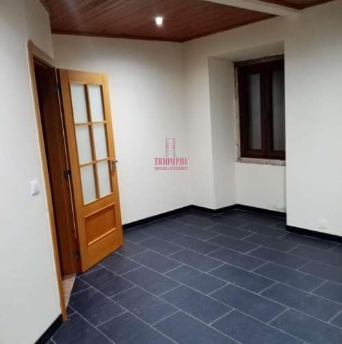 Moradia T4 + Área Comercial Gáfete, Crato