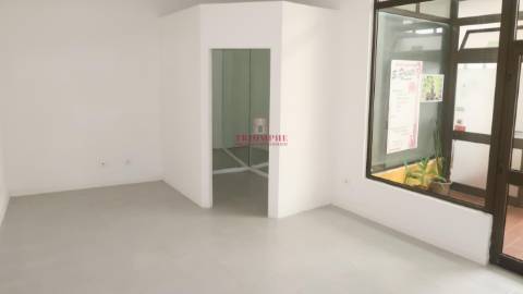 Loja C.Comercial São Pedro, Peniche 