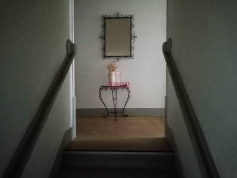 Prédio no centro histórico de São Martinho do Porto, para Reabilitação