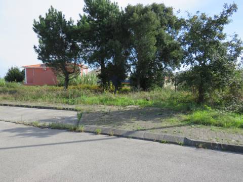 Lote de Terreno Urbano nas Gaeiras 388 m2