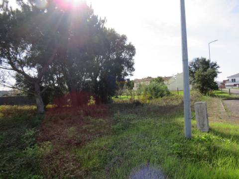Lote de Terreno Urbano nas Gaeiras 388 m2