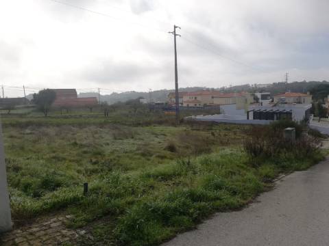 Terreno Urbano de 661 m² Nadadouro Caldas da  Rainha