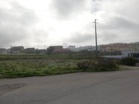 Terreno Urbano de 661 m² Nadadouro Caldas da  Rainha